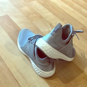 New Balance women’s shoes size 10. In grey